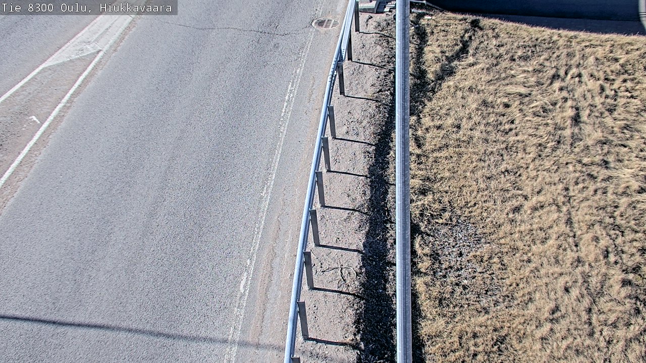 Weather Camera Image väg 8300 Oulu Hiukkavaara, Oulu, Pohjois-Pohjanmaa