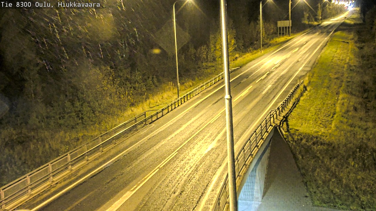 Weather Camera Image väg 8300 Oulu Hiukkavaara, Oulu, Pohjois-Pohjanmaa