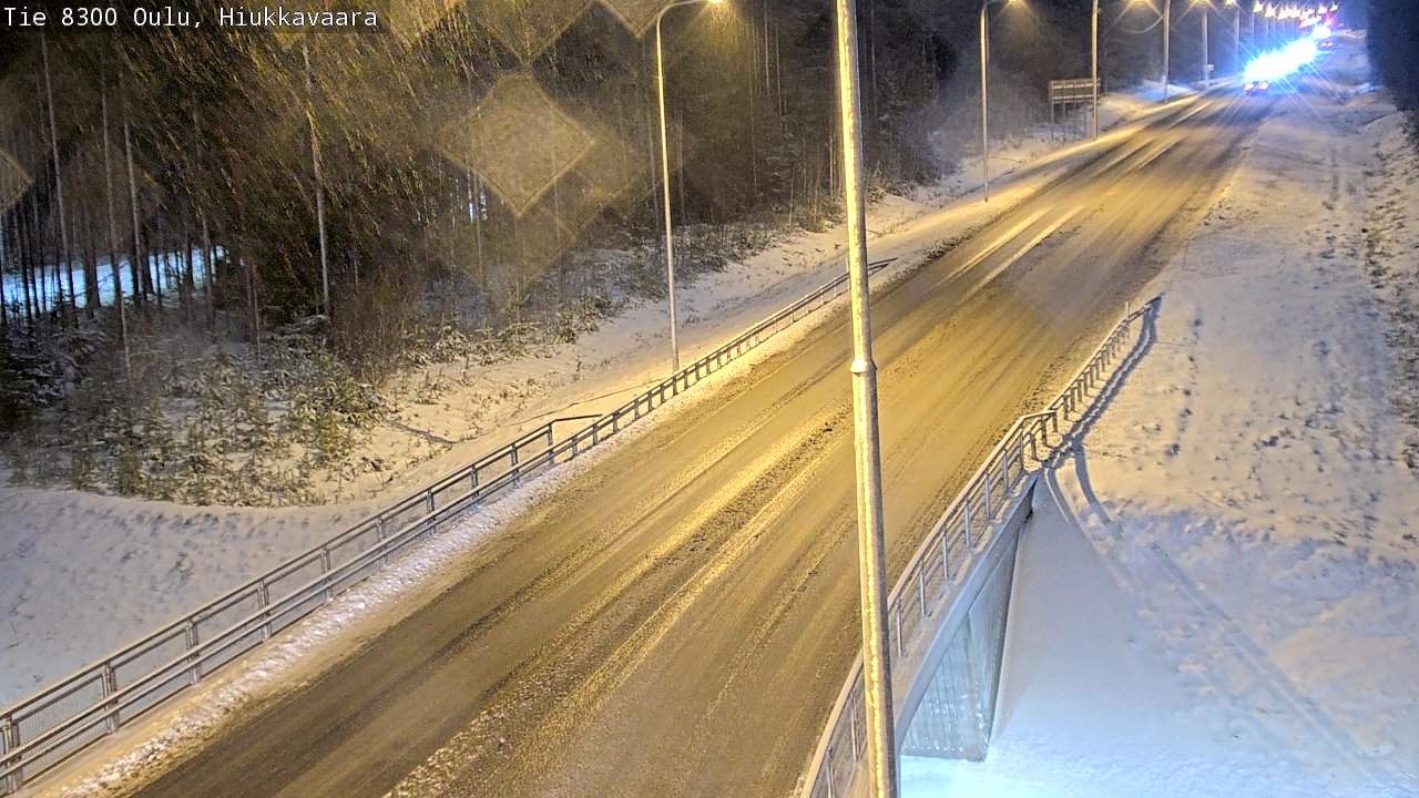 Weather Camera Image väg 8300 Oulu Hiukkavaara, Oulu, Pohjois-Pohjanmaa