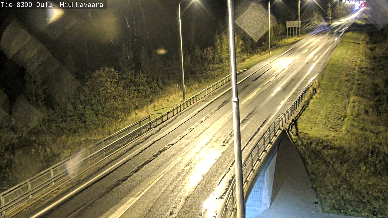 Weather Camera Image väg 8300 Oulu Hiukkavaara, Oulu, Pohjois-Pohjanmaa