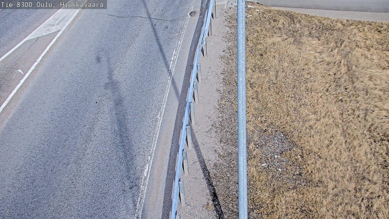 Weather Camera Image väg 8300 Oulu Hiukkavaara, Oulu, Pohjois-Pohjanmaa