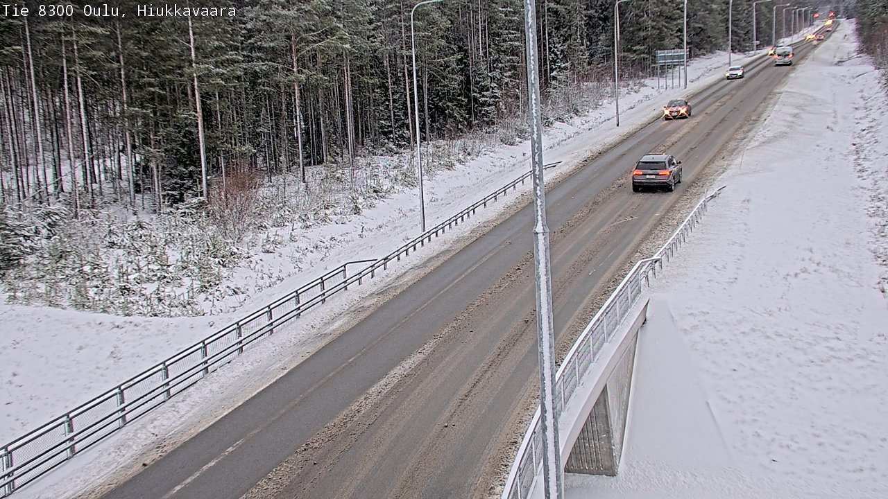 Weather Camera Image väg 8300 Oulu Hiukkavaara, Oulu, Pohjois-Pohjanmaa