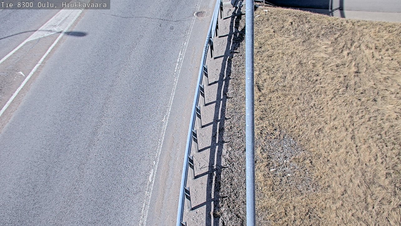 Weather Camera Image väg 8300 Oulu Hiukkavaara, Oulu, Pohjois-Pohjanmaa