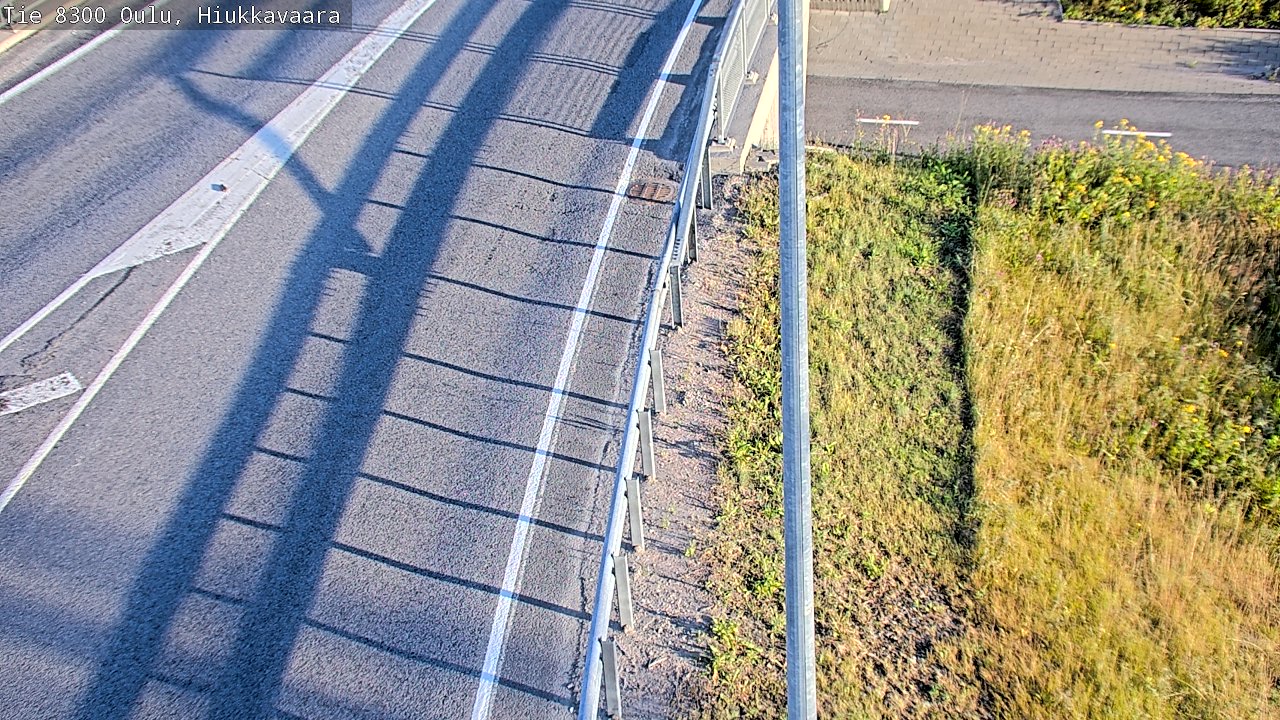 Weather Camera Image road 8300 Oulu Hiukkavaara, Oulu, Pohjois-Pohjanmaa