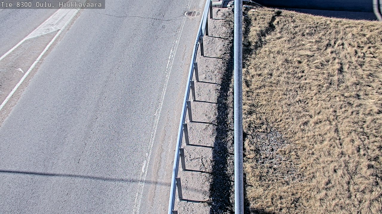 Weather Camera Image väg 8300 Oulu Hiukkavaara, Oulu, Pohjois-Pohjanmaa