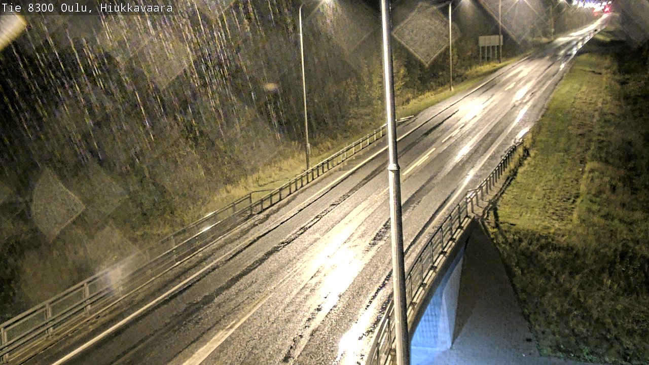 Weather Camera Image väg 8300 Oulu Hiukkavaara, Oulu, Pohjois-Pohjanmaa