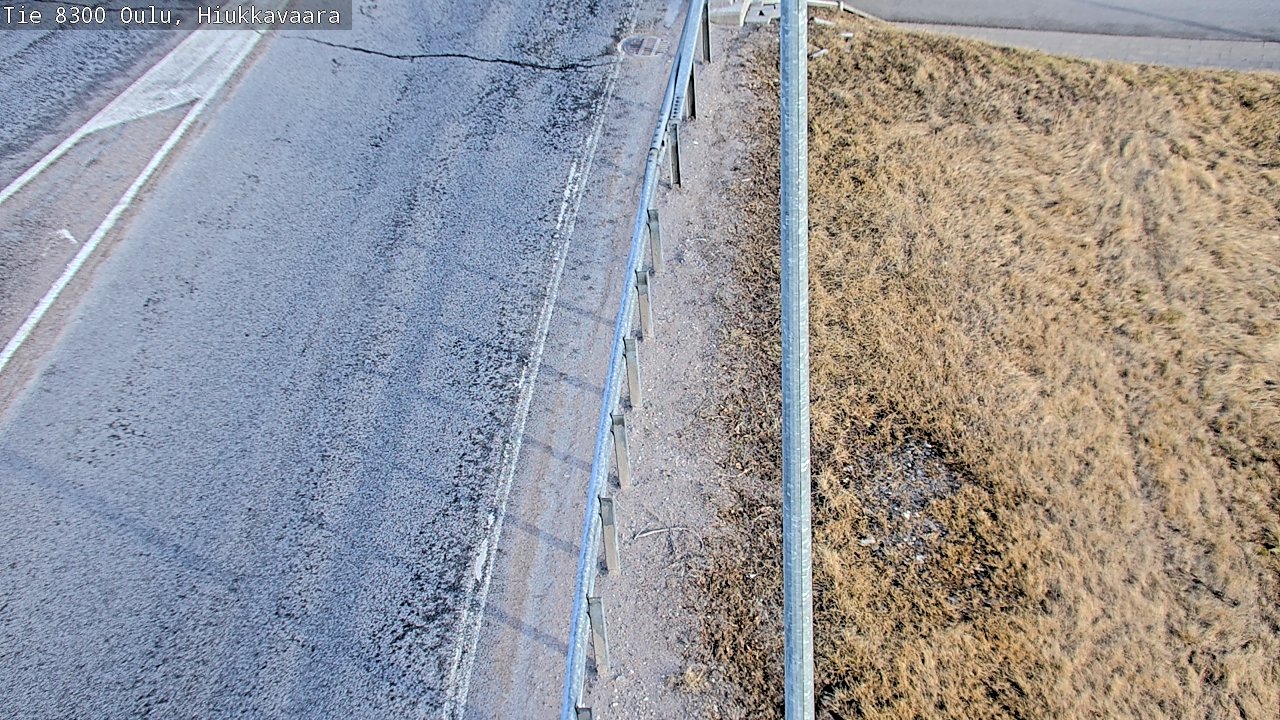 Weather Camera Image väg 8300 Oulu Hiukkavaara, Oulu, Pohjois-Pohjanmaa