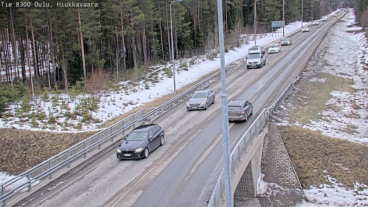 Weather Camera Image road 8300 Oulu Hiukkavaara, Oulu, Pohjois-Pohjanmaa