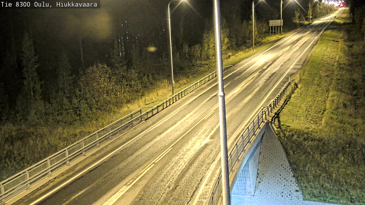 Weather Camera Image väg 8300 Oulu Hiukkavaara, Oulu, Pohjois-Pohjanmaa