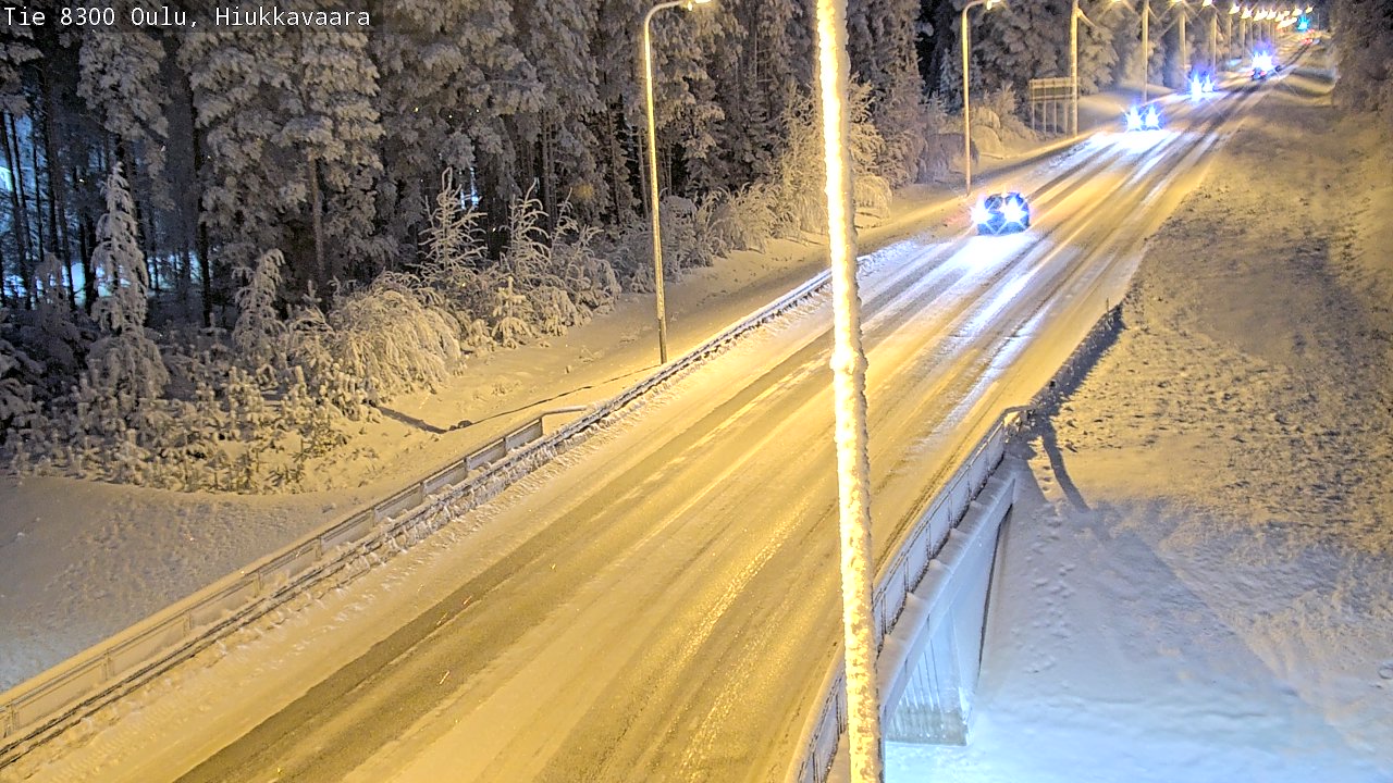 Weather Camera Image road 8300 Oulu Hiukkavaara, Oulu, Pohjois-Pohjanmaa
