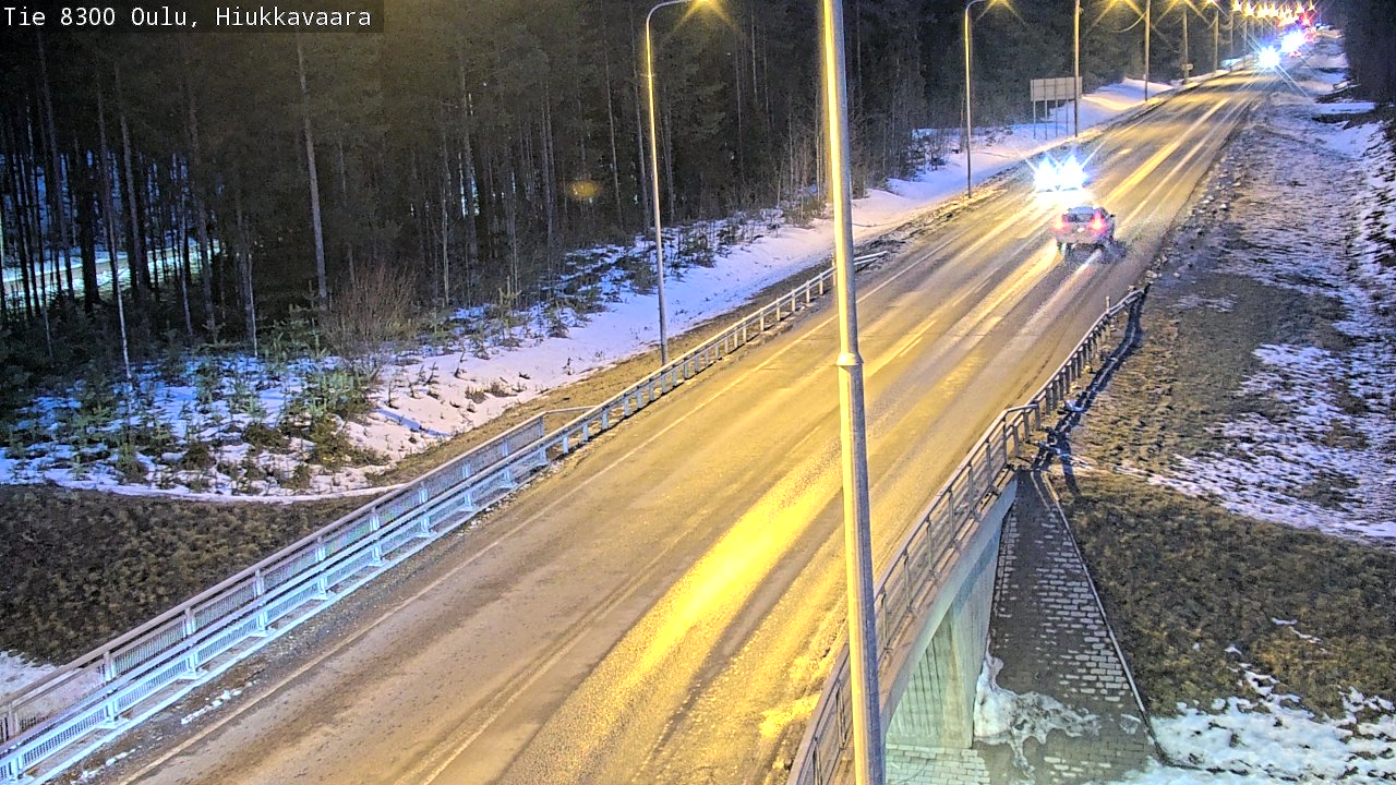 Weather Camera Image väg 8300 Oulu Hiukkavaara, Oulu, Pohjois-Pohjanmaa