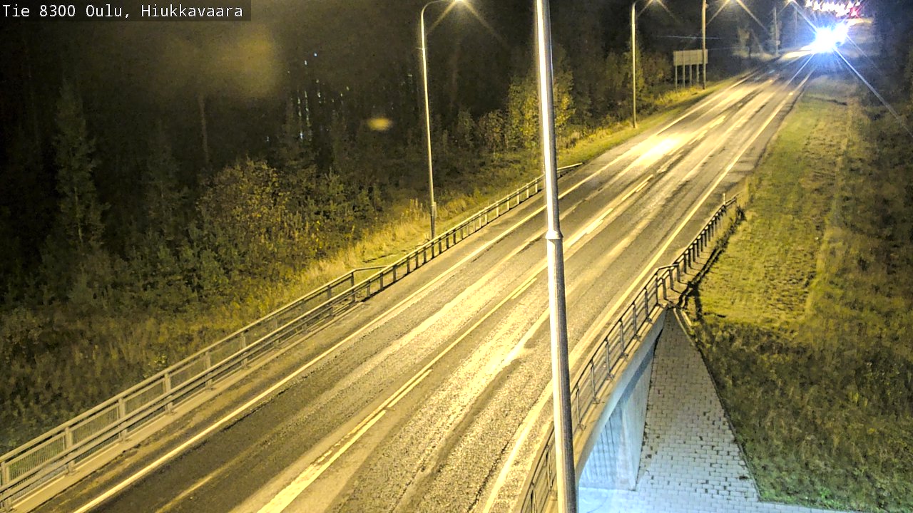 Weather Camera Image väg 8300 Oulu Hiukkavaara, Oulu, Pohjois-Pohjanmaa