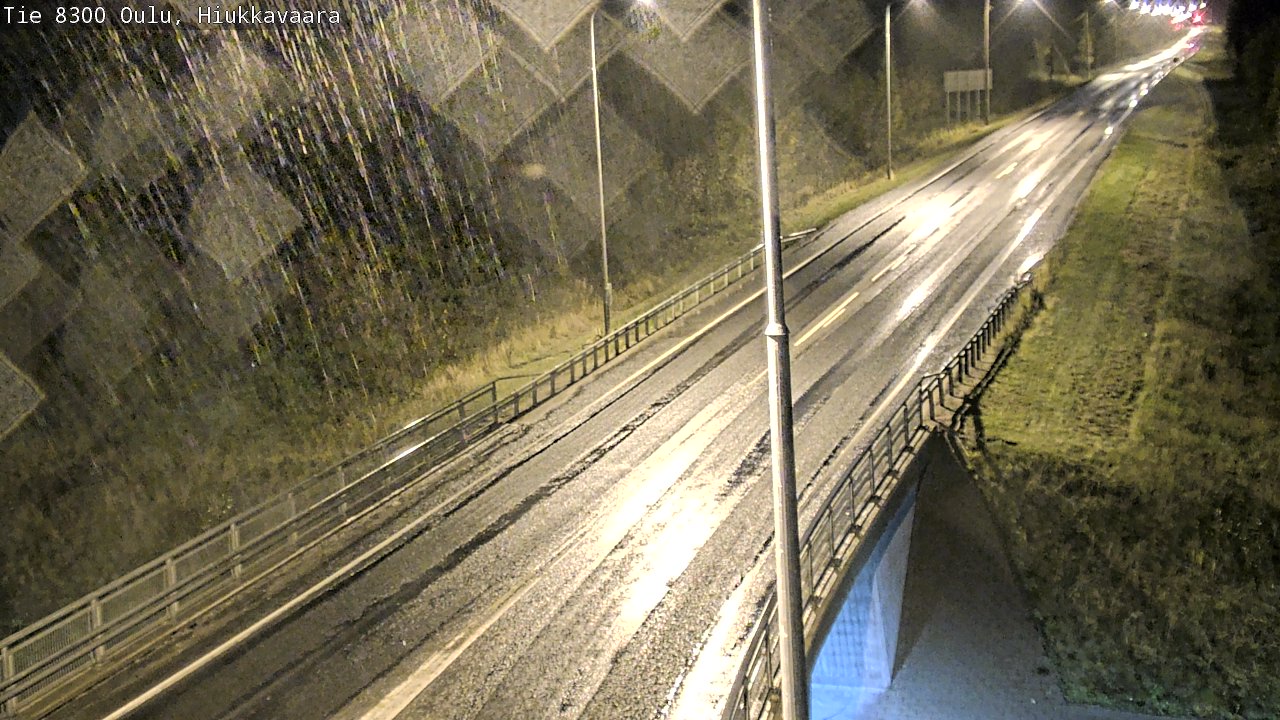 Weather Camera Image väg 8300 Oulu Hiukkavaara, Oulu, Pohjois-Pohjanmaa