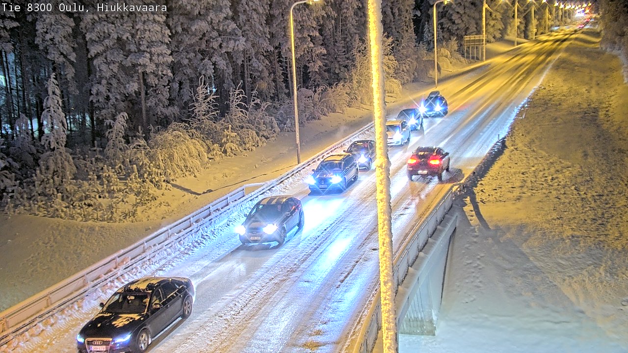 Weather Camera Image road 8300 Oulu Hiukkavaara, Oulu, Pohjois-Pohjanmaa