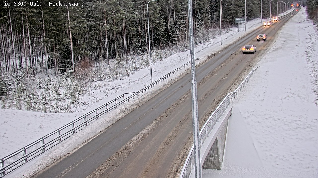 Weather Camera Image väg 8300 Oulu Hiukkavaara, Oulu, Pohjois-Pohjanmaa