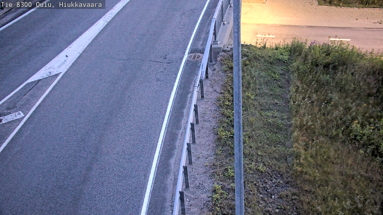 Weather Camera Image road 8300 Oulu Hiukkavaara, Oulu, Pohjois-Pohjanmaa