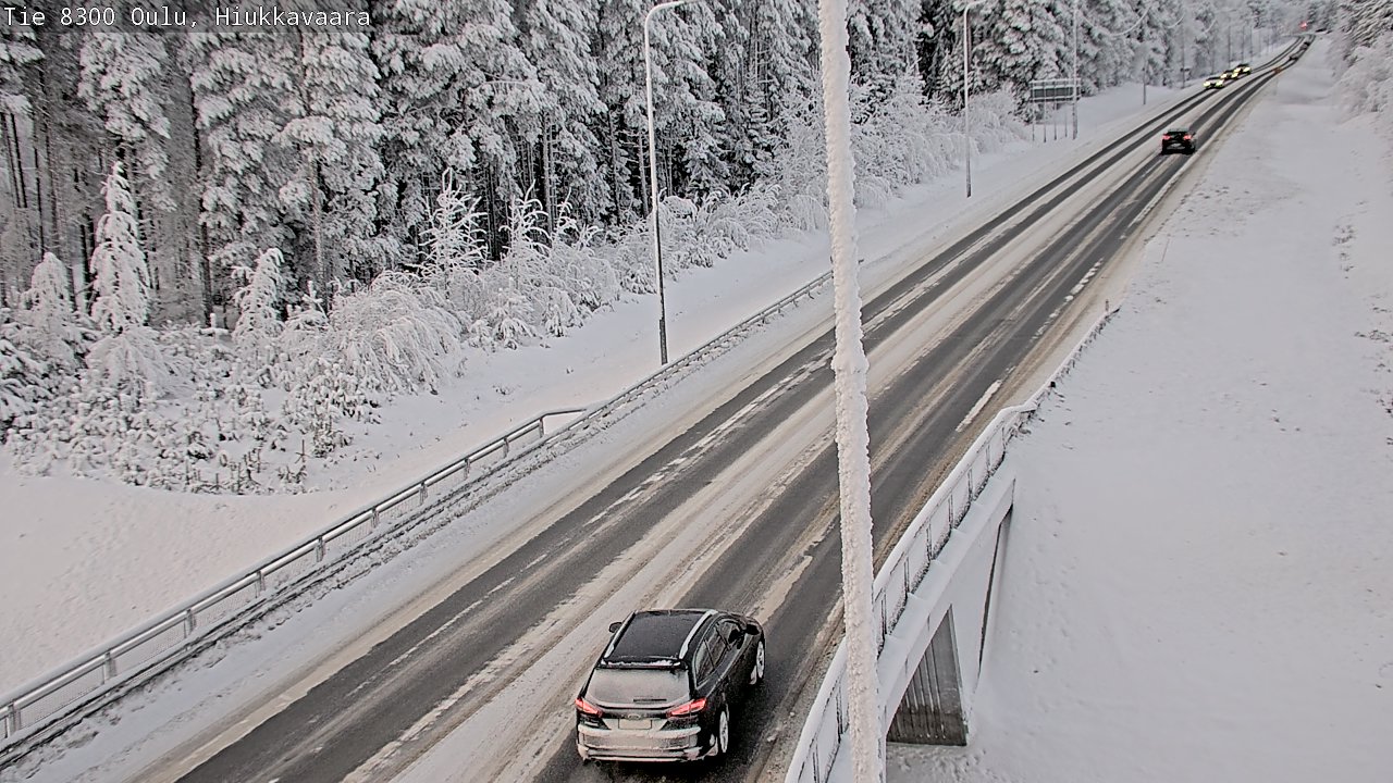 Weather Camera Image road 8300 Oulu Hiukkavaara, Oulu, Pohjois-Pohjanmaa