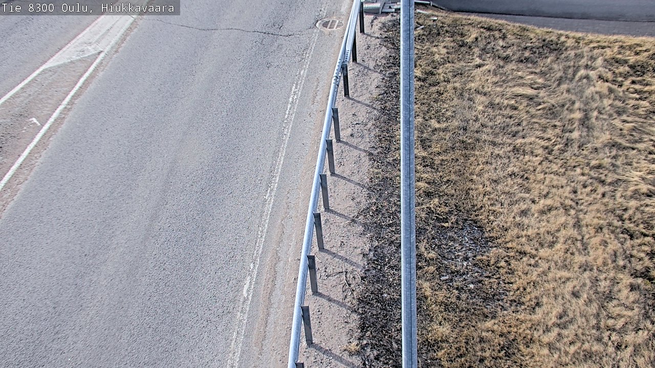 Weather Camera Image väg 8300 Oulu Hiukkavaara, Oulu, Pohjois-Pohjanmaa