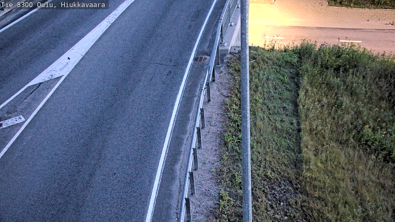 Weather Camera Image road 8300 Oulu Hiukkavaara, Oulu, Pohjois-Pohjanmaa