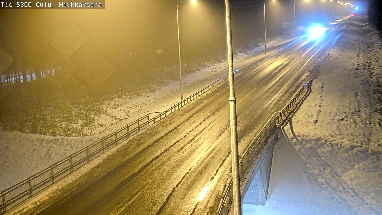 Weather Camera Image väg 8300 Oulu Hiukkavaara, Oulu, Pohjois-Pohjanmaa