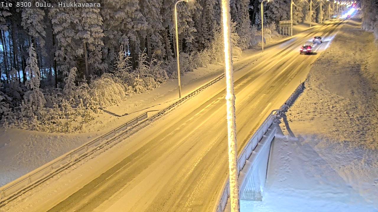 Weather Camera Image road 8300 Oulu Hiukkavaara, Oulu, Pohjois-Pohjanmaa