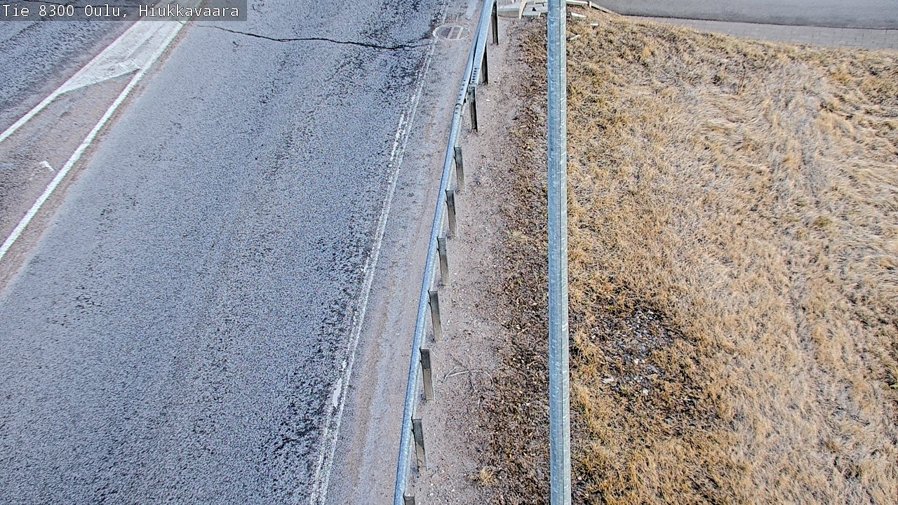 Weather Camera Image väg 8300 Oulu Hiukkavaara, Oulu, Pohjois-Pohjanmaa