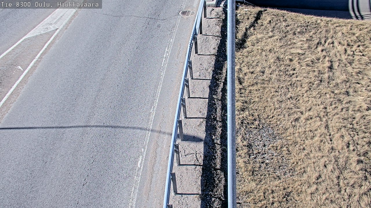 Weather Camera Image väg 8300 Oulu Hiukkavaara, Oulu, Pohjois-Pohjanmaa