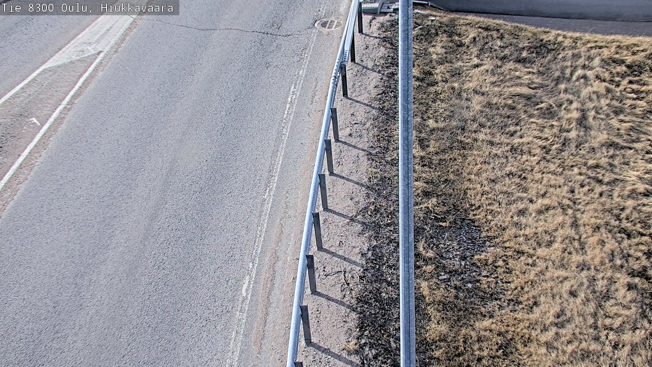 Weather Camera Image väg 8300 Oulu Hiukkavaara, Oulu, Pohjois-Pohjanmaa