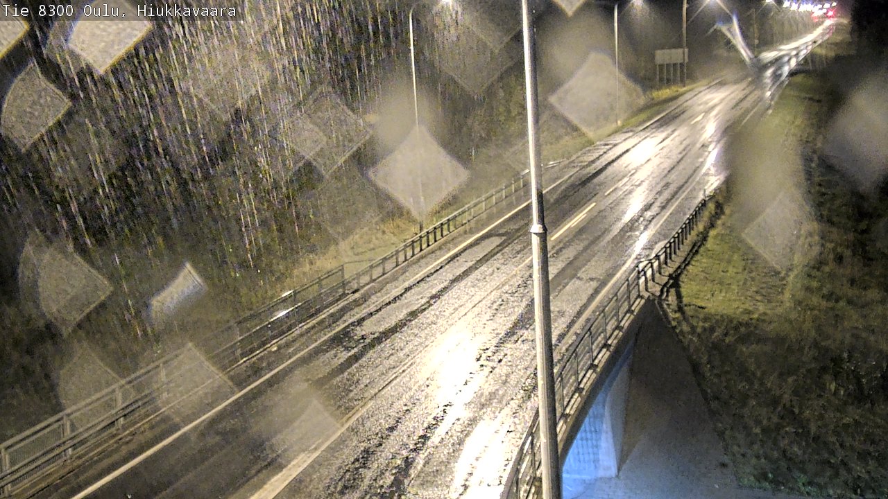 Weather Camera Image väg 8300 Oulu Hiukkavaara, Oulu, Pohjois-Pohjanmaa