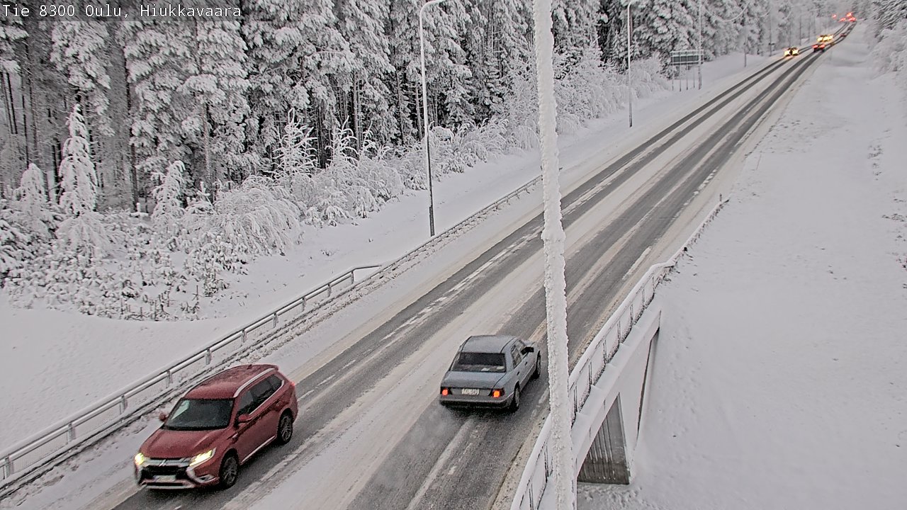 Weather Camera Image road 8300 Oulu Hiukkavaara, Oulu, Pohjois-Pohjanmaa