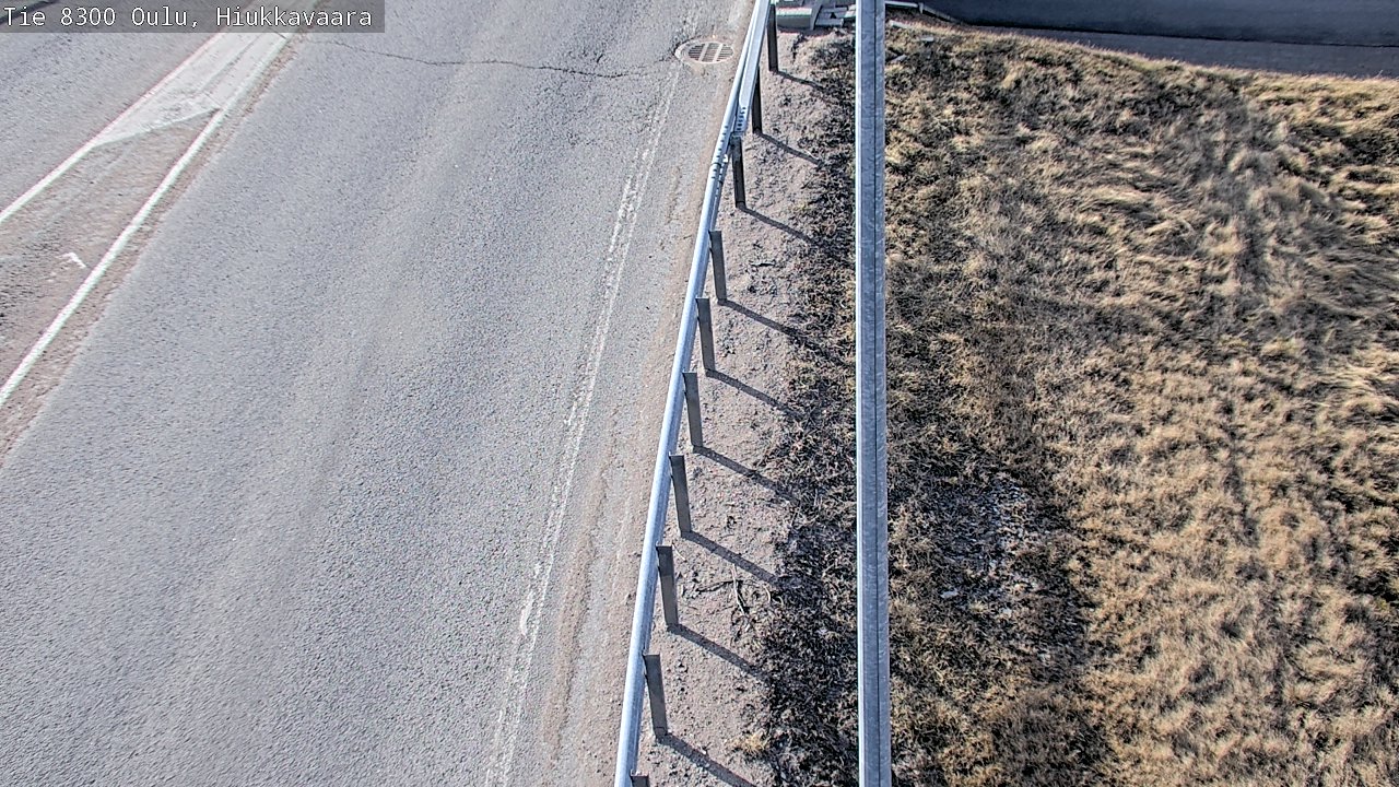 Weather Camera Image väg 8300 Oulu Hiukkavaara, Oulu, Pohjois-Pohjanmaa