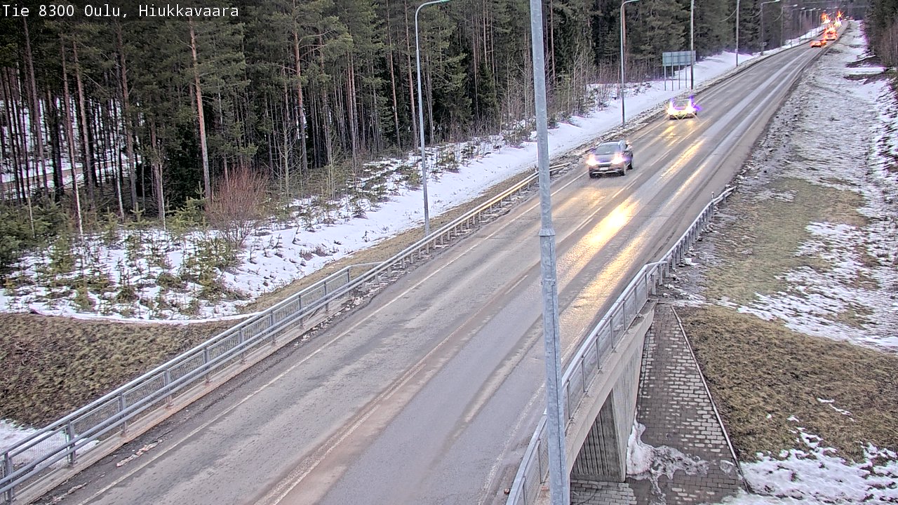 Weather Camera Image väg 8300 Oulu Hiukkavaara, Oulu, Pohjois-Pohjanmaa