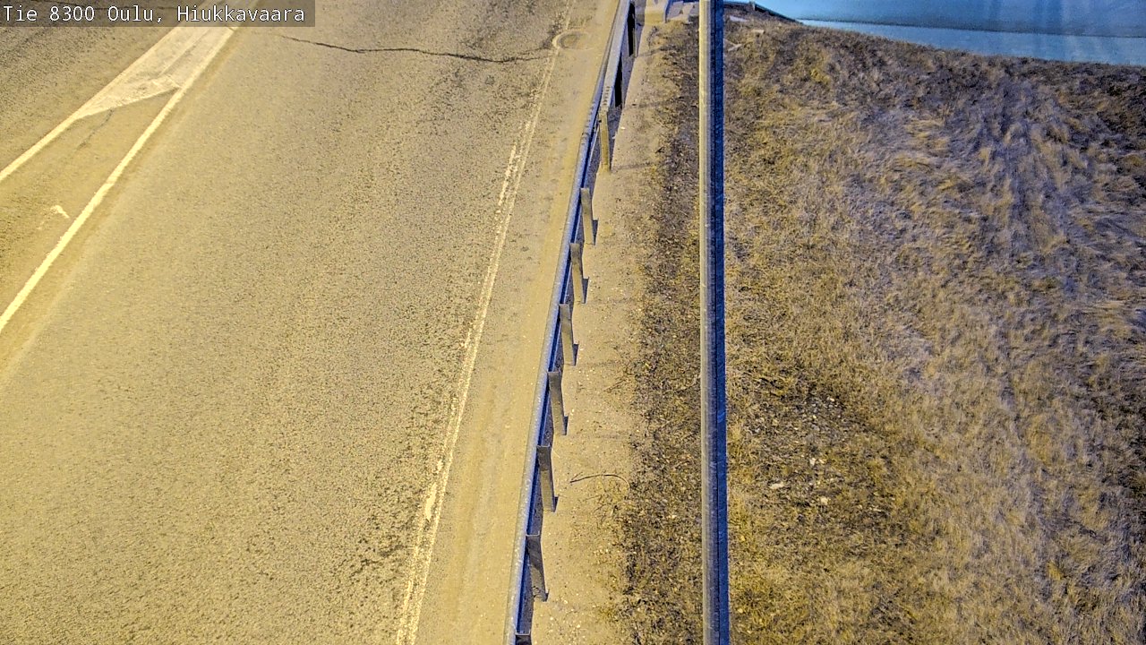 Weather Camera Image väg 8300 Oulu Hiukkavaara, Oulu, Pohjois-Pohjanmaa