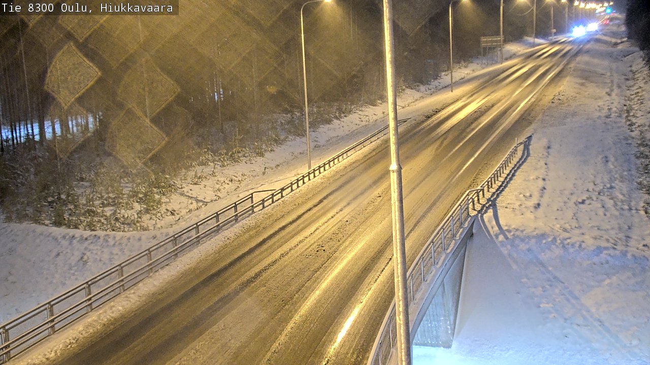 Weather Camera Image väg 8300 Oulu Hiukkavaara, Oulu, Pohjois-Pohjanmaa
