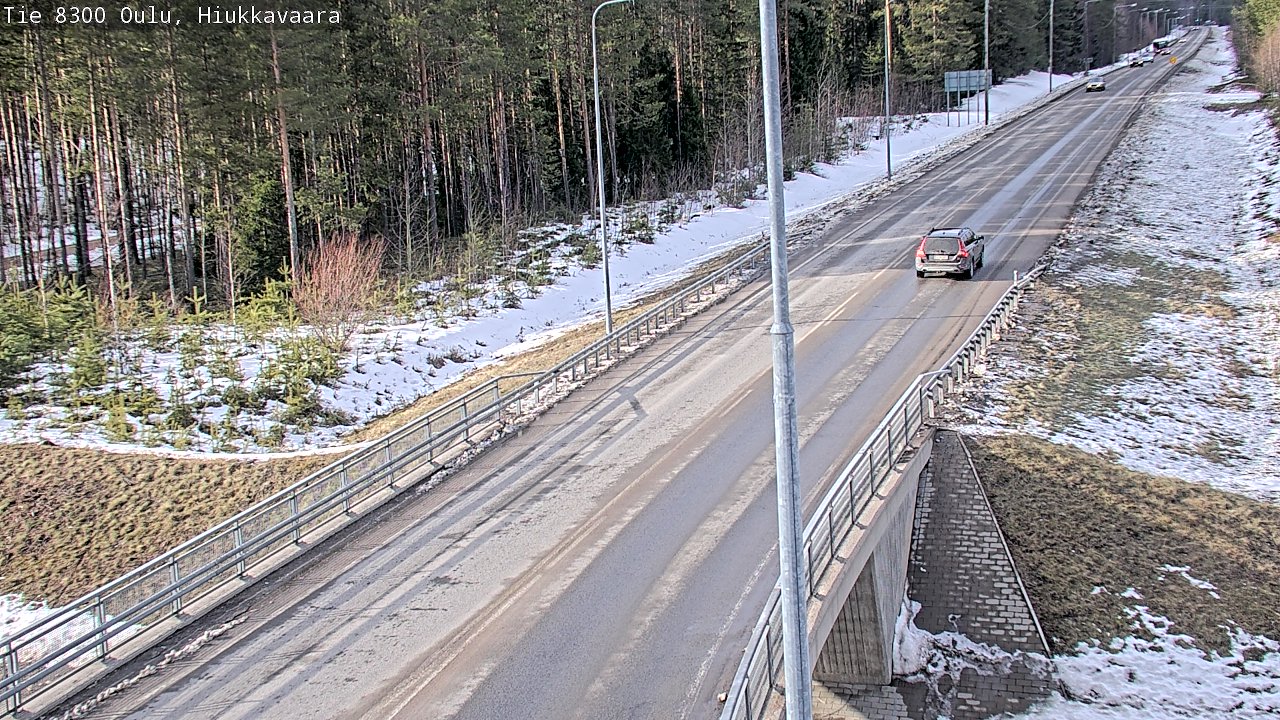 Weather Camera Image road 8300 Oulu Hiukkavaara, Oulu, Pohjois-Pohjanmaa