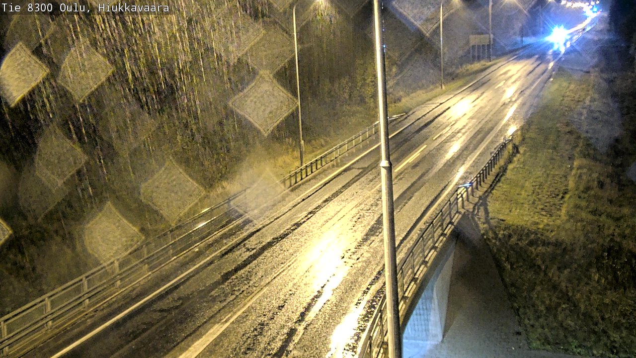 Weather Camera Image väg 8300 Oulu Hiukkavaara, Oulu, Pohjois-Pohjanmaa