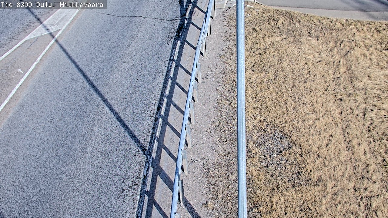 Weather Camera Image väg 8300 Oulu Hiukkavaara, Oulu, Pohjois-Pohjanmaa