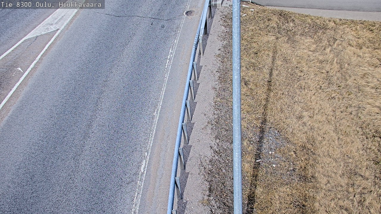 Weather Camera Image väg 8300 Oulu Hiukkavaara, Oulu, Pohjois-Pohjanmaa
