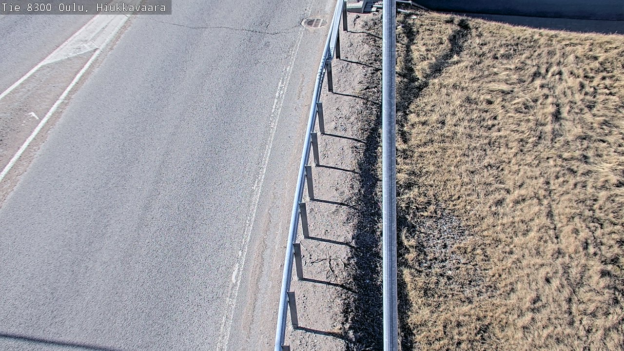 Weather Camera Image väg 8300 Oulu Hiukkavaara, Oulu, Pohjois-Pohjanmaa