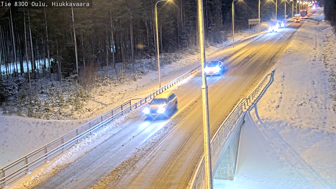 Weather Camera Image väg 8300 Oulu Hiukkavaara, Oulu, Pohjois-Pohjanmaa