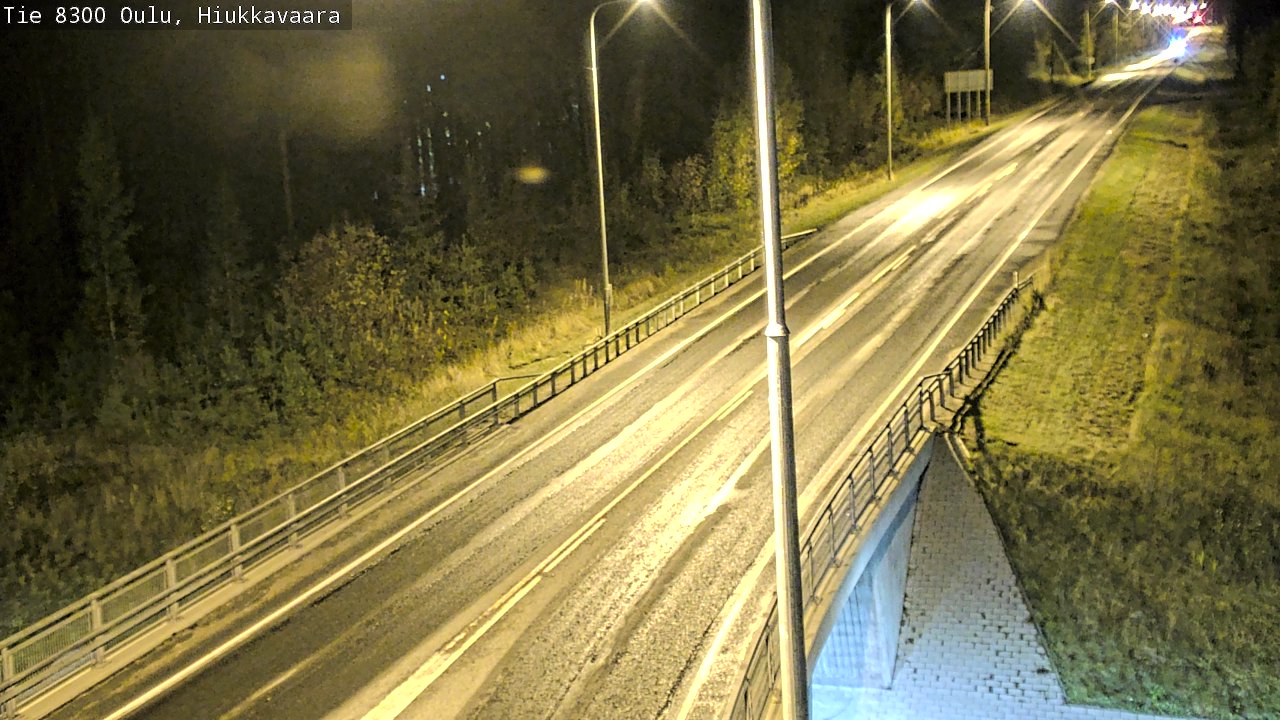 Weather Camera Image väg 8300 Oulu Hiukkavaara, Oulu, Pohjois-Pohjanmaa