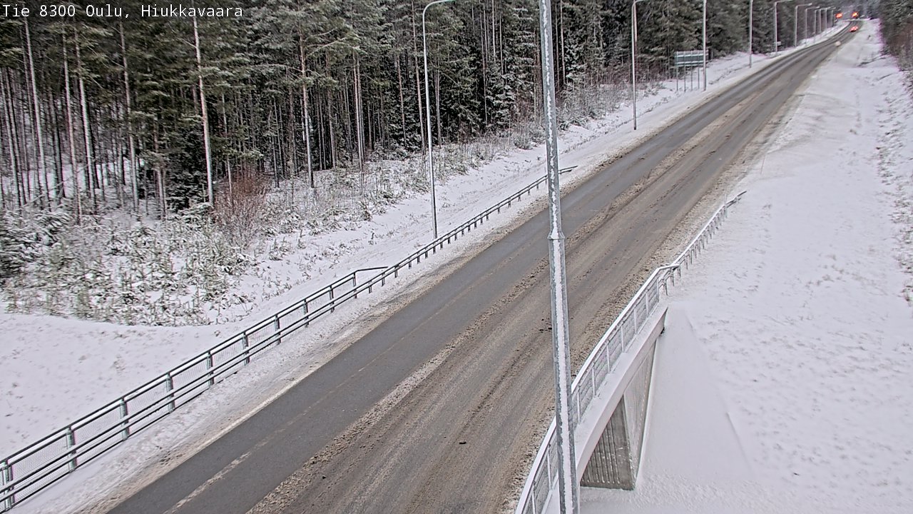 Weather Camera Image väg 8300 Oulu Hiukkavaara, Oulu, Pohjois-Pohjanmaa