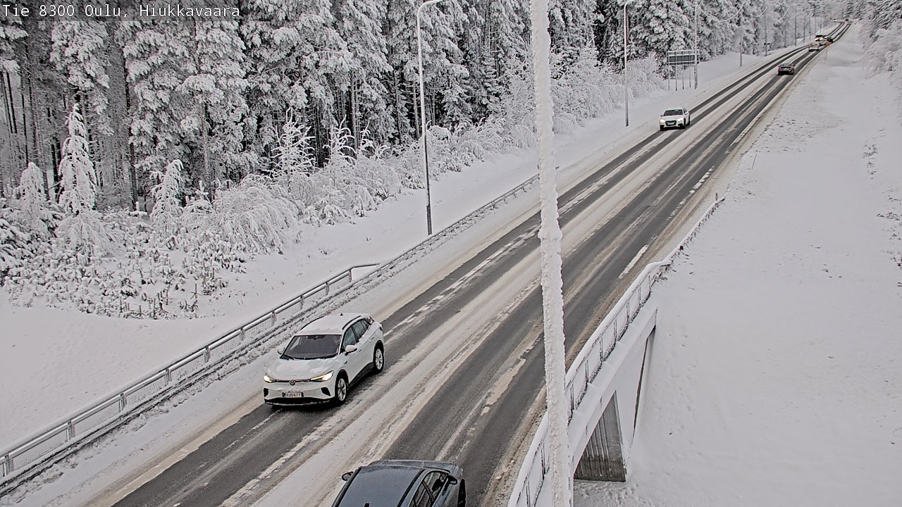 Weather Camera Image road 8300 Oulu Hiukkavaara, Oulu, Pohjois-Pohjanmaa