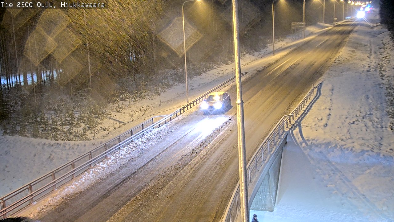 Weather Camera Image väg 8300 Oulu Hiukkavaara, Oulu, Pohjois-Pohjanmaa