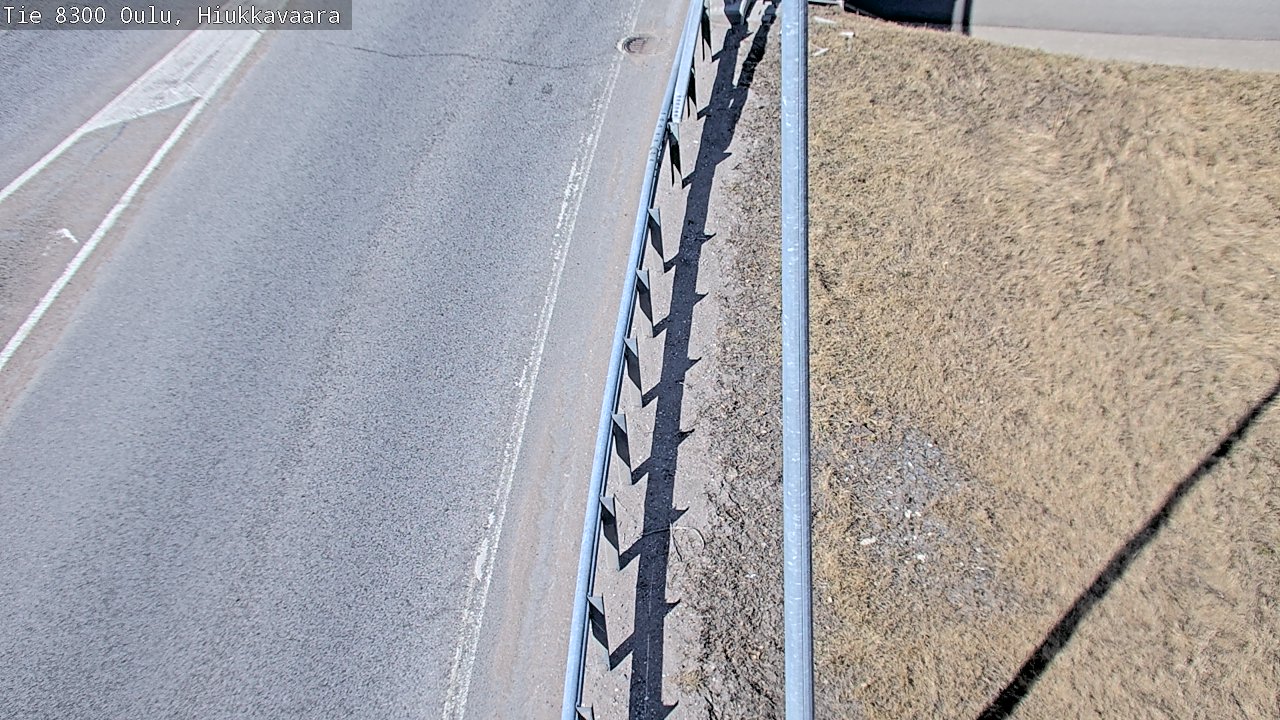 Weather Camera Image väg 8300 Oulu Hiukkavaara, Oulu, Pohjois-Pohjanmaa