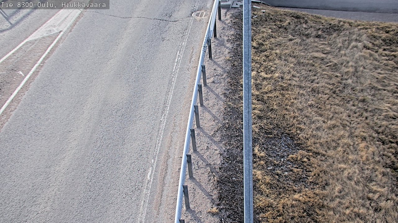 Weather Camera Image väg 8300 Oulu Hiukkavaara, Oulu, Pohjois-Pohjanmaa