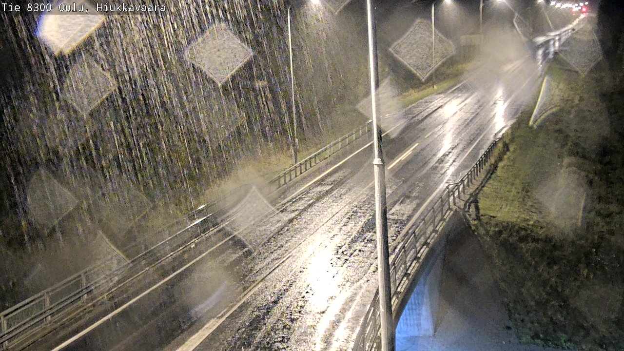 Weather Camera Image väg 8300 Oulu Hiukkavaara, Oulu, Pohjois-Pohjanmaa