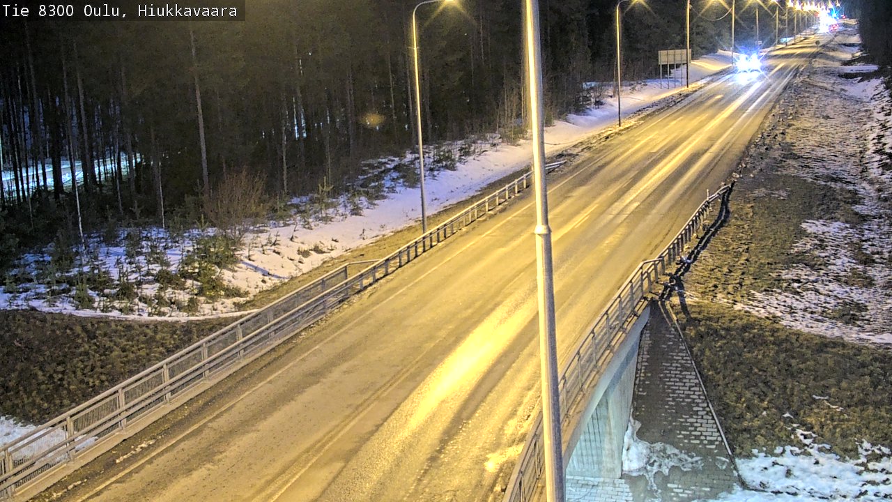 Weather Camera Image väg 8300 Oulu Hiukkavaara, Oulu, Pohjois-Pohjanmaa