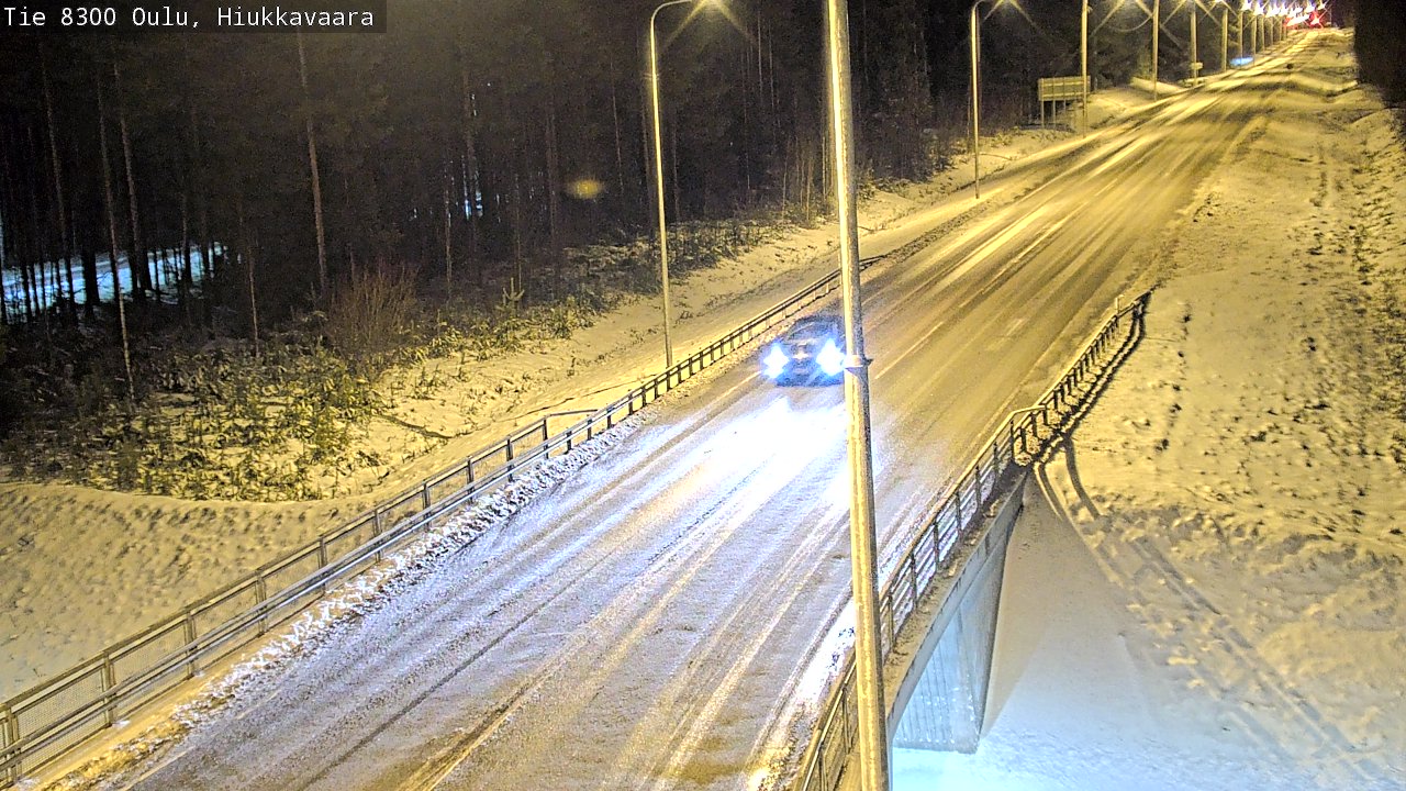 Weather Camera Image väg 8300 Oulu Hiukkavaara, Oulu, Pohjois-Pohjanmaa