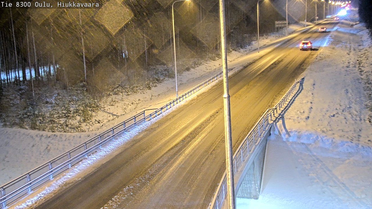Weather Camera Image väg 8300 Oulu Hiukkavaara, Oulu, Pohjois-Pohjanmaa